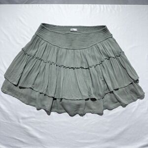 HOLLISTER Mini Smocked Tiered Ruffled Skort Sage Green Pockets Womens Size XL